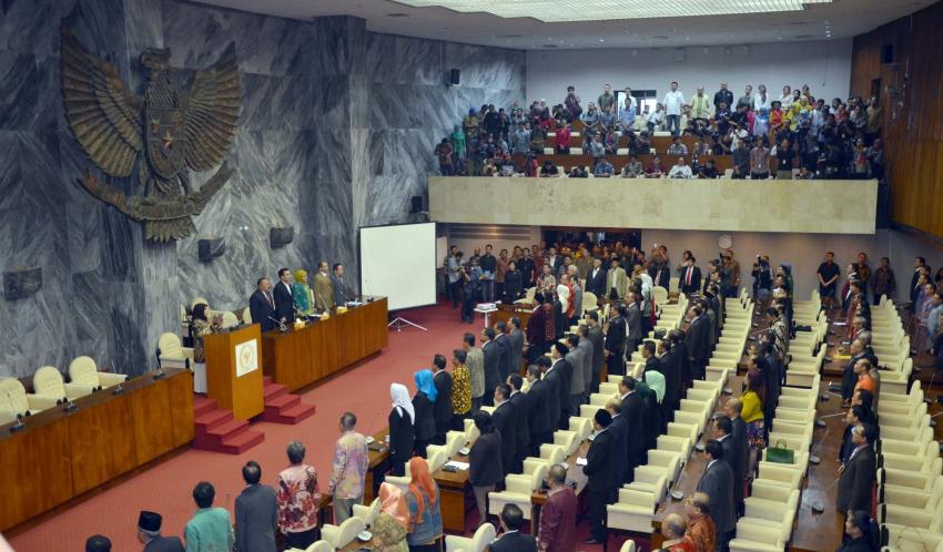 98Sidang Tandingan.jpg